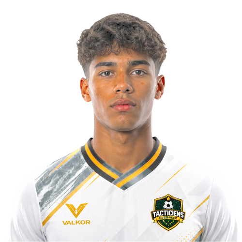 Ravi DE OLIVEIRA, Défenseur central dans CoachFoot